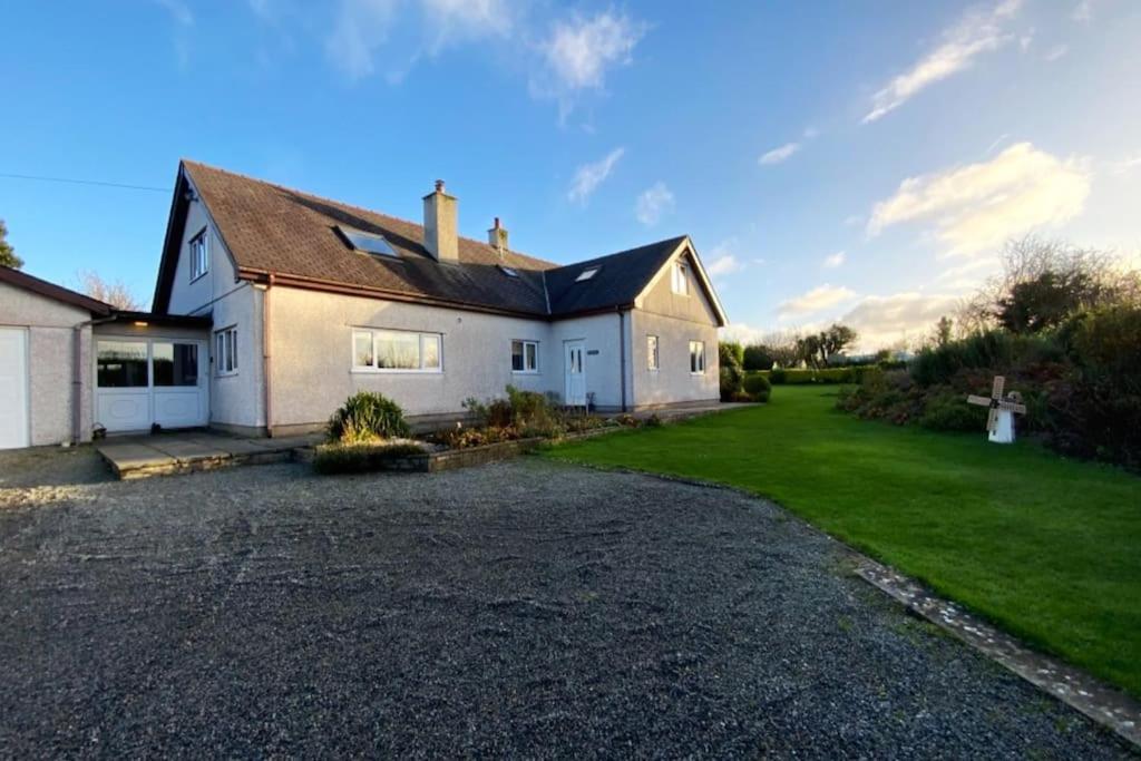 Jaw-Dropping Beach House In Anglesey Benllech Extérieur photo