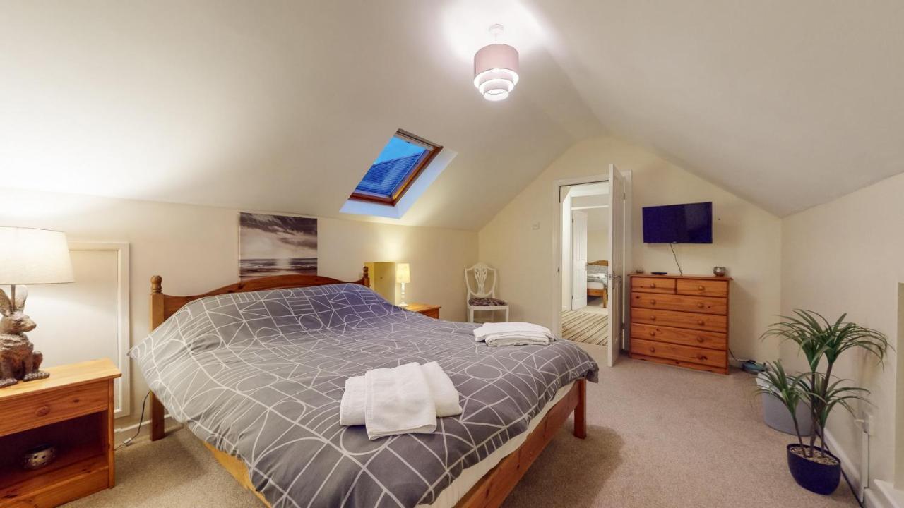 Jaw-Dropping Beach House In Anglesey Benllech Extérieur photo